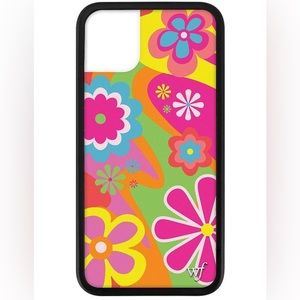 NWT wildflower phone case iphone 12 flower power comes in box
